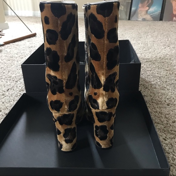 NWB Dolce and Gabbana Velvet Leopard Boots - Picture 8 of 8